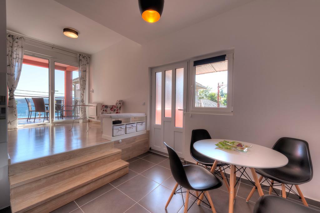 Apartments Delfin Тиват Экстерьер фото
