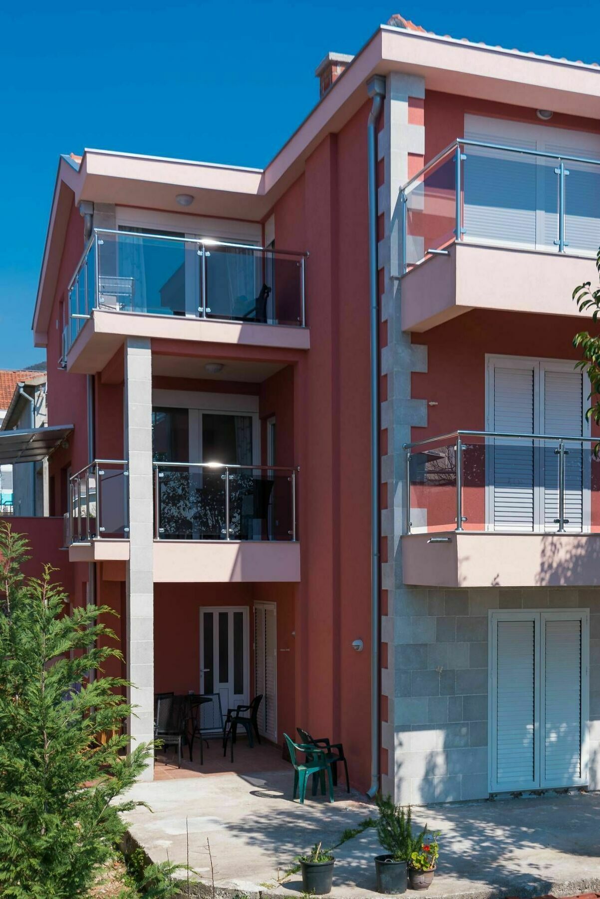 Apartments Delfin Тиват Экстерьер фото
