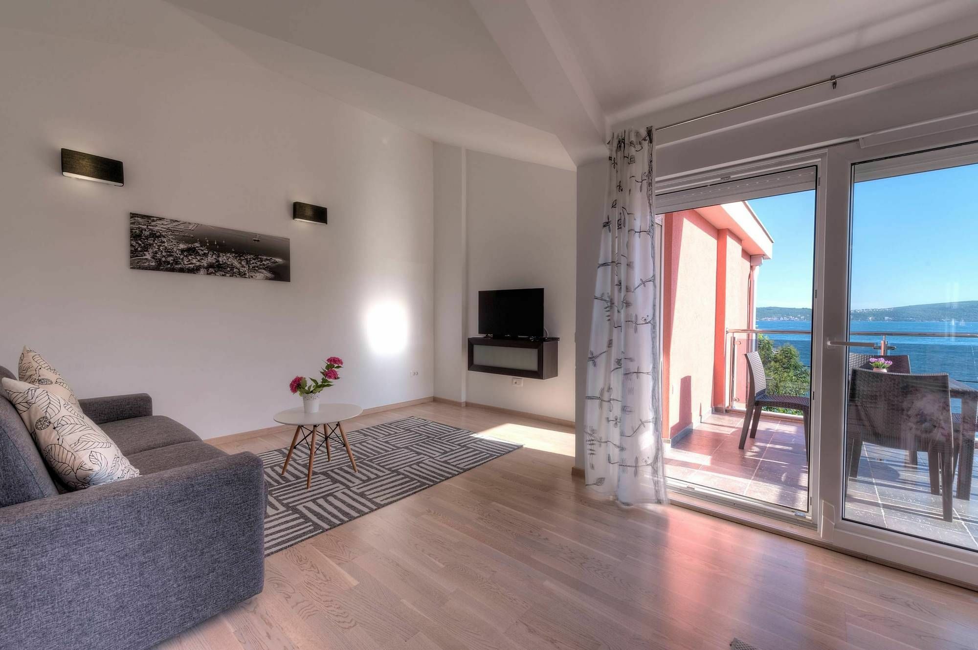 Apartments Delfin Тиват Экстерьер фото
